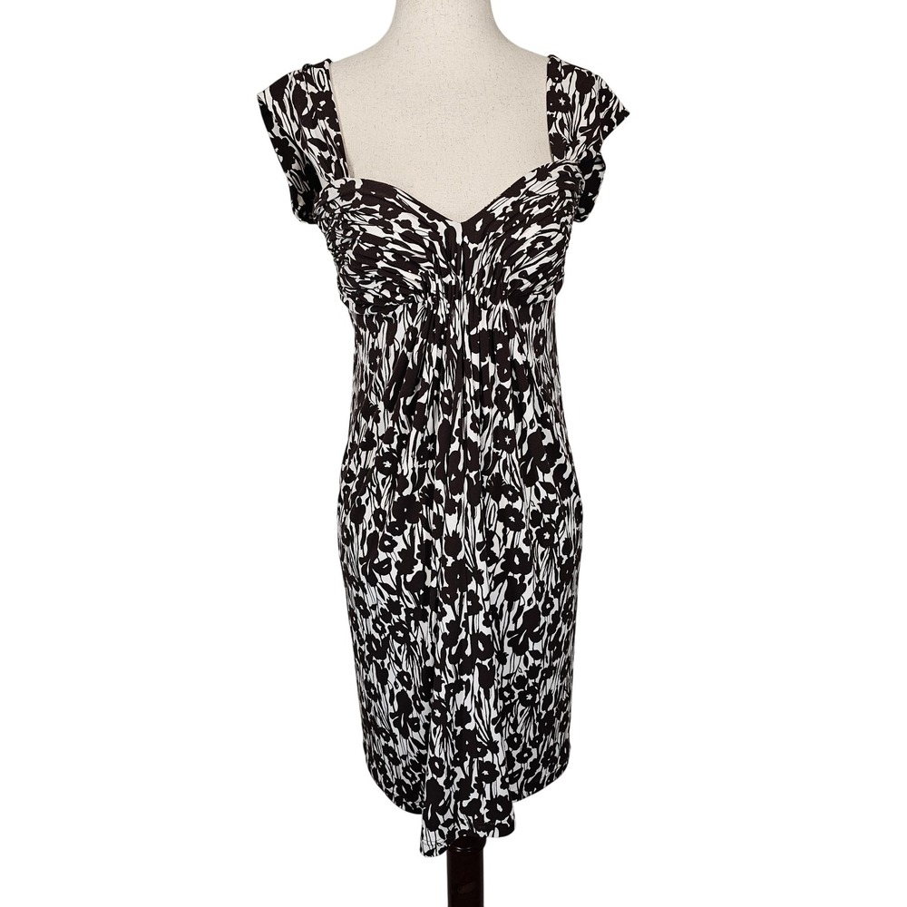 BCBGMAXAZRIA Dress Womens Small Black White Floral Ruched Baby Doll Cap‎ Sleeve